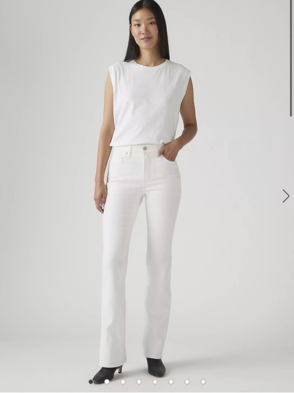 New Levi’s 725 High-Rise Bootcut Jeans